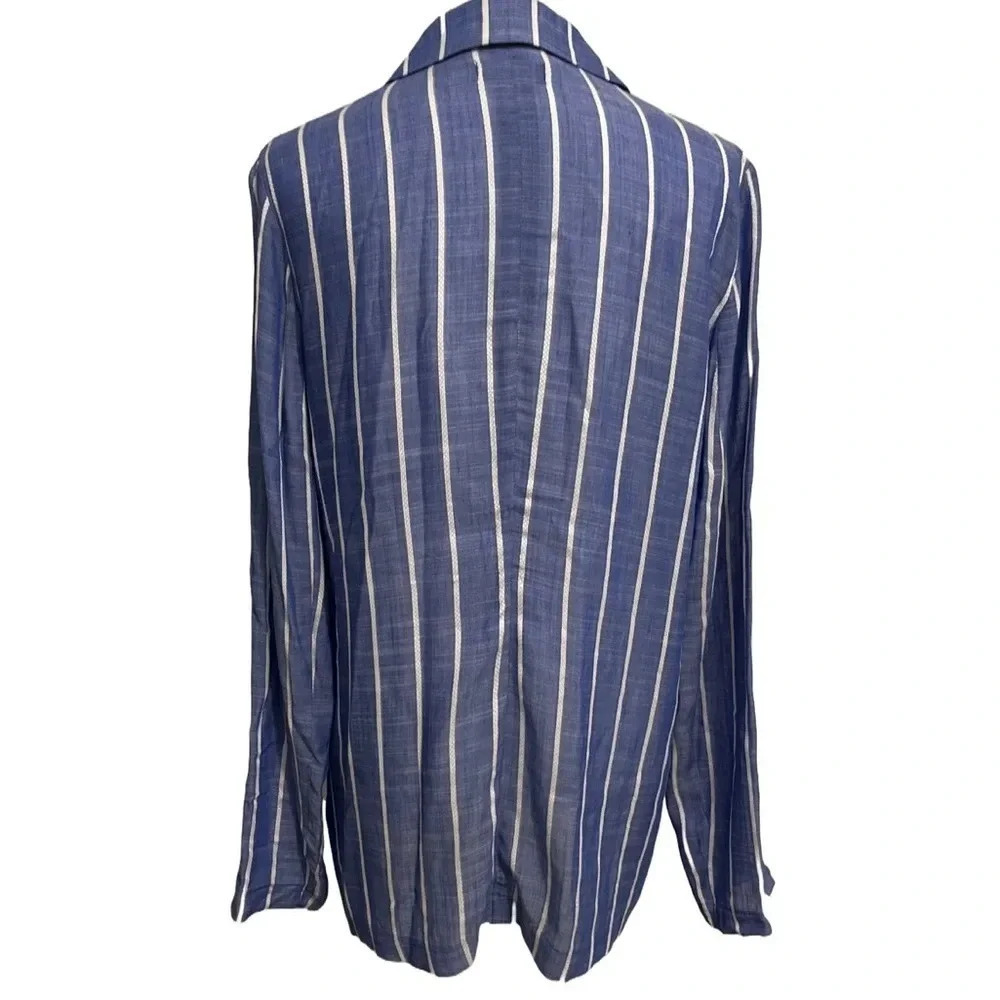 Tribal Women’s Pin Striped Light Weight Jacket. Medium. Excellent condition! - Picture 2 of 5